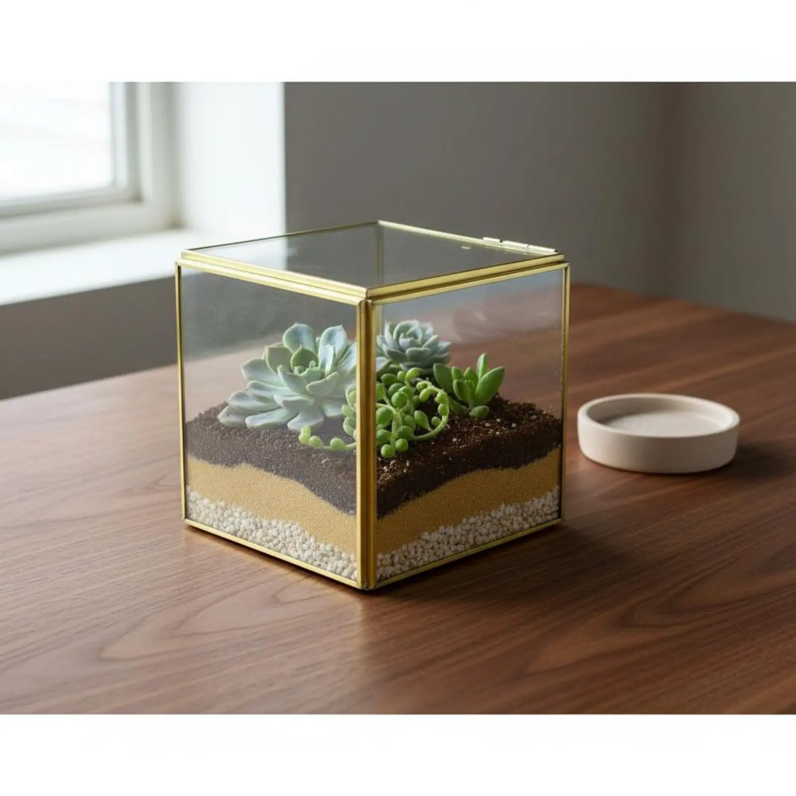 The Geo Brass Geometric Terrarium - Image 4